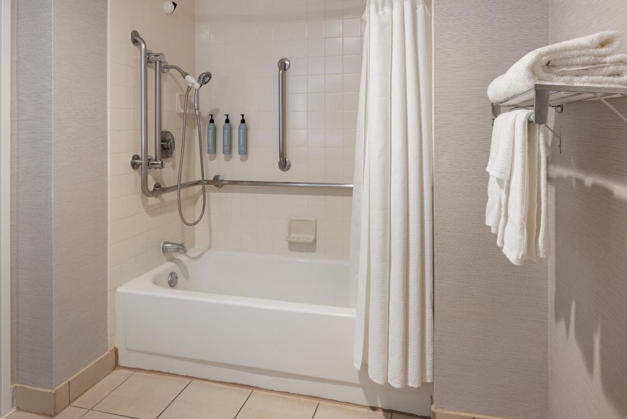 Hotel Courtyard By Marriott Baldwin Park Zewnętrze zdjęcie