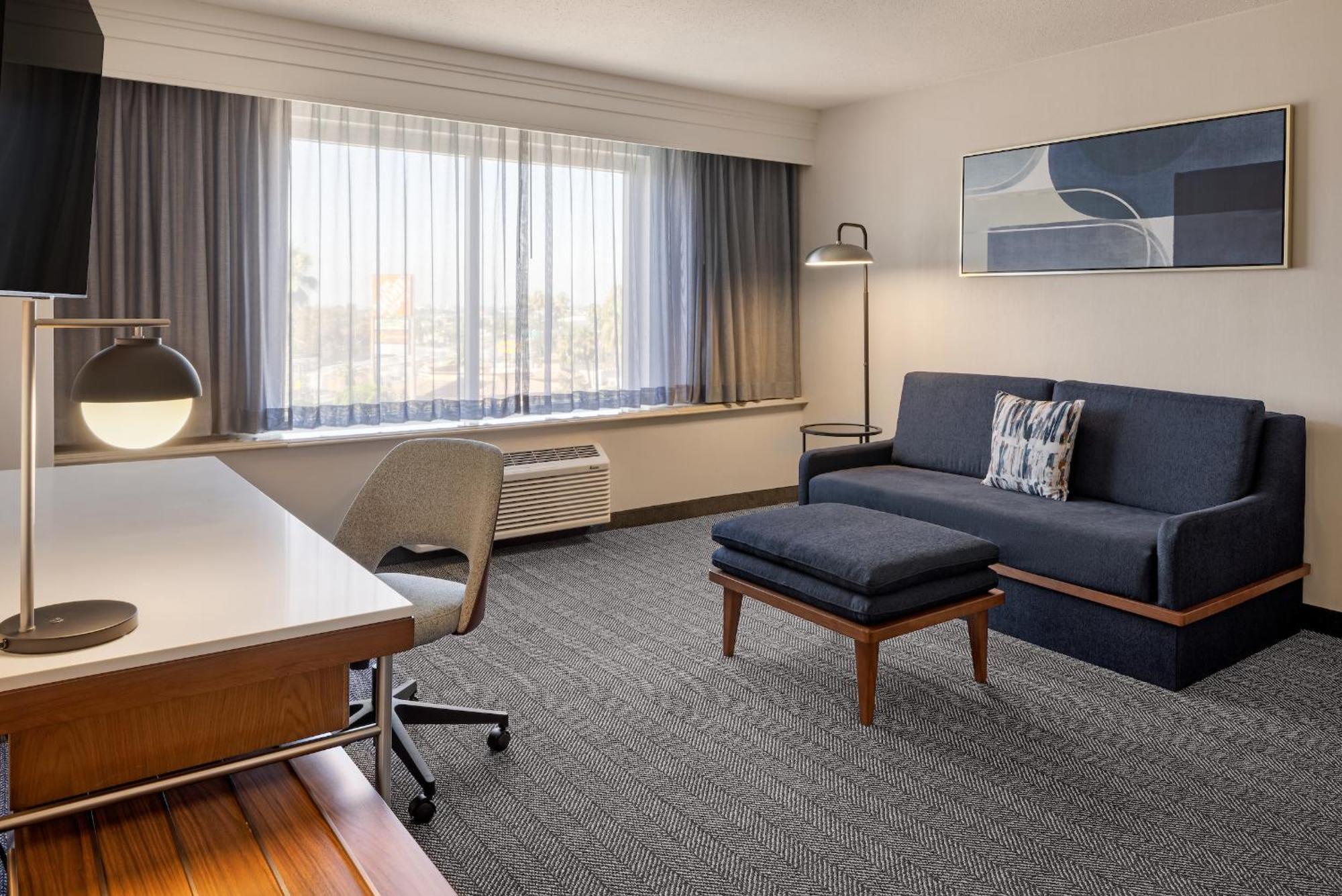 Hotel Courtyard By Marriott Baldwin Park Zewnętrze zdjęcie