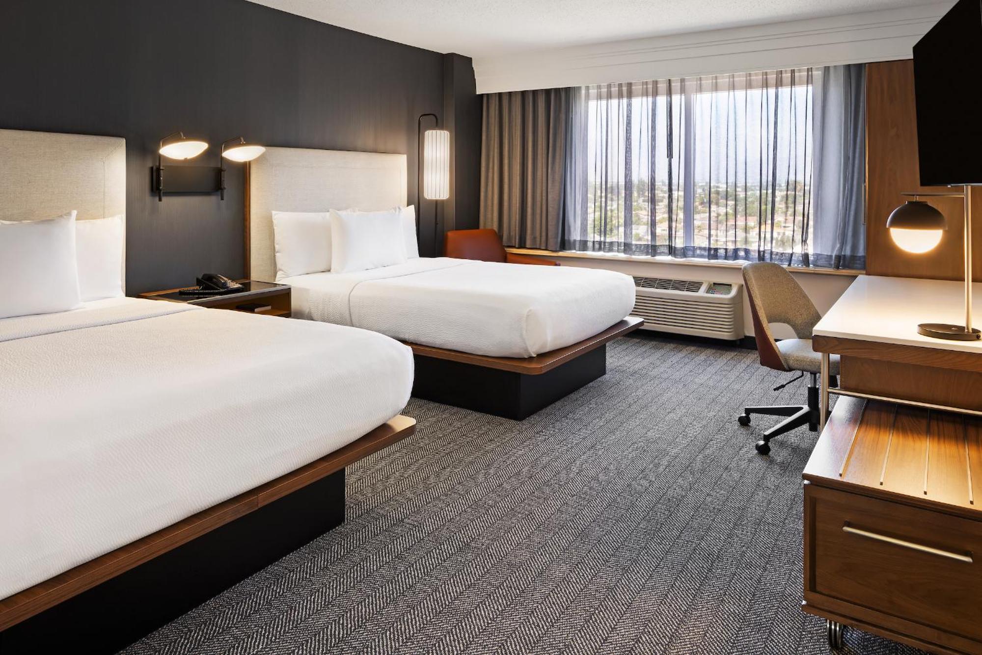 Hotel Courtyard By Marriott Baldwin Park Zewnętrze zdjęcie